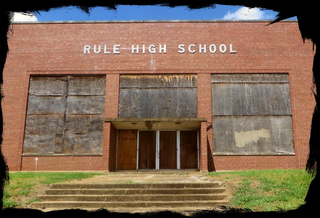 Rule High School — Knoxville, Tennessee Jamie in Wanderland
