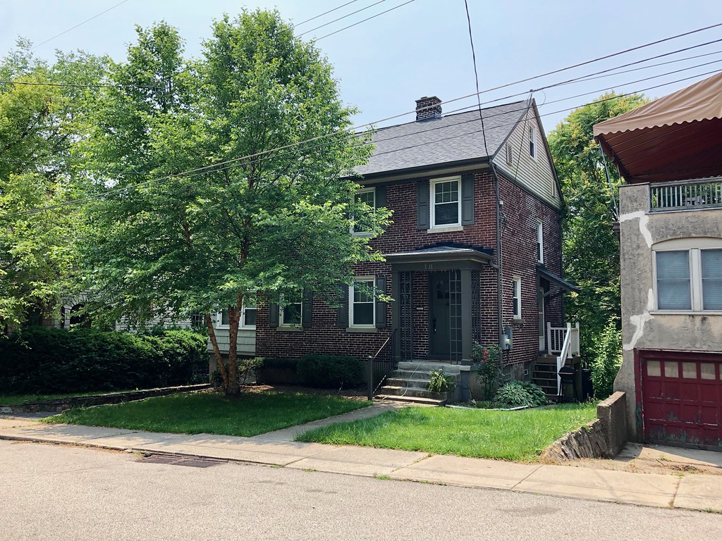 Morrison Place, Clifton, Cincinnati, OH Warren LeMay Flickr