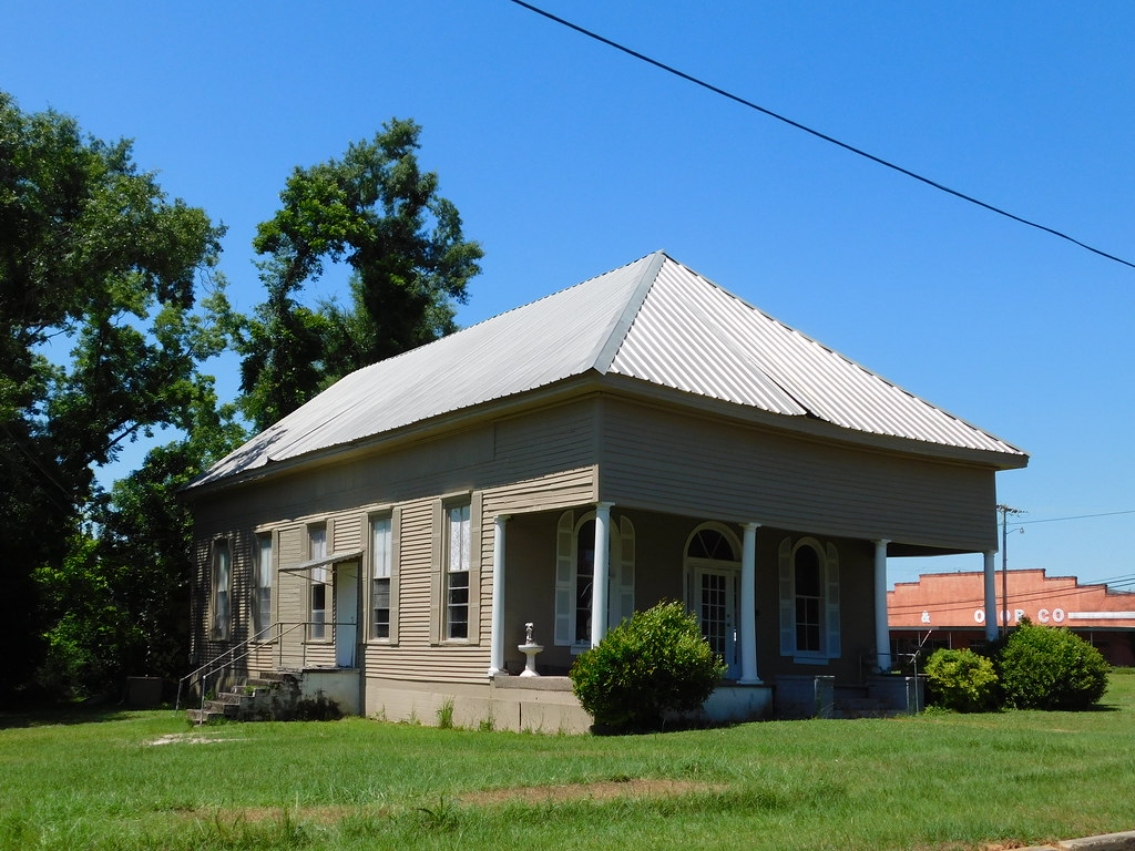 An Historic Building Luverne, Alabama Constructed in 1910 … Flickr