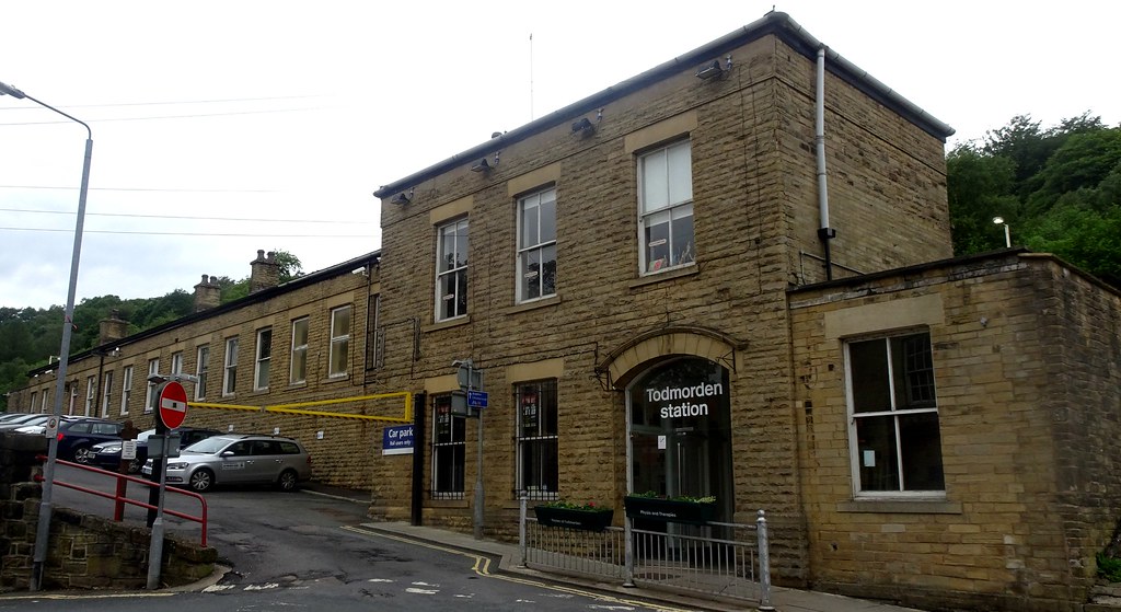 [76478] Todmorden Station Todmorden Railway Station, West … Flickr