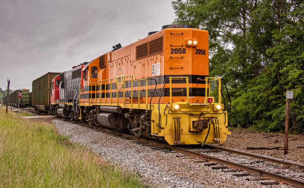 Abbeville, AL The Bay Line A&G job operating between the w… Flickr