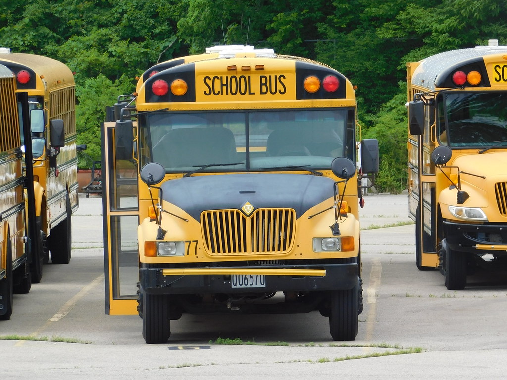 Lebanon City Schools 77 This bus replaced a 1998 AmTran R… Flickr