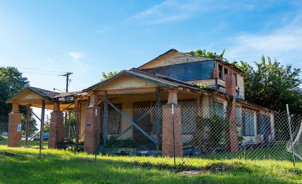 E. A. Kemp House A historic home in Bryan, TX known as the… Flickr