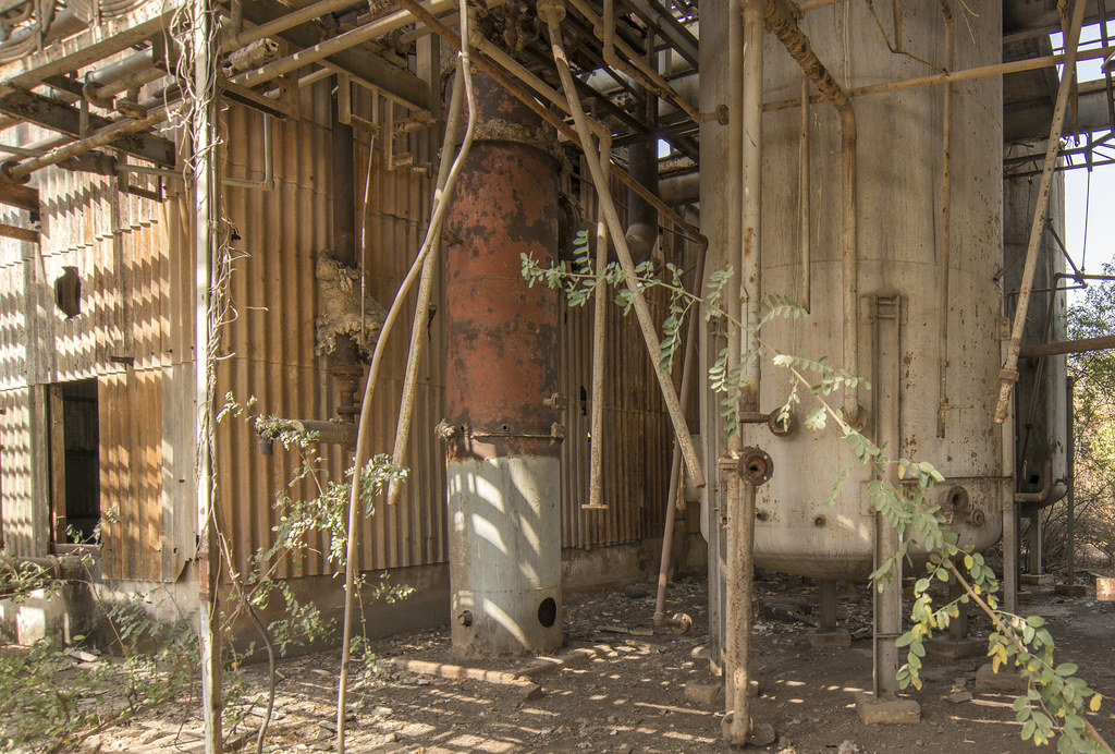 Abandoned Union Carbide Factory, Bhopal, 2019. Chris Burto… Flickr