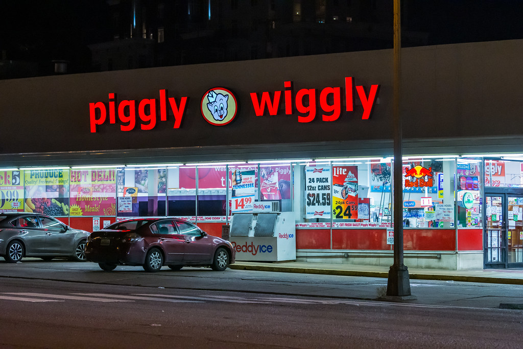 Piggly Wiggly supermarket, America's oldest legacy franchi… Flickr