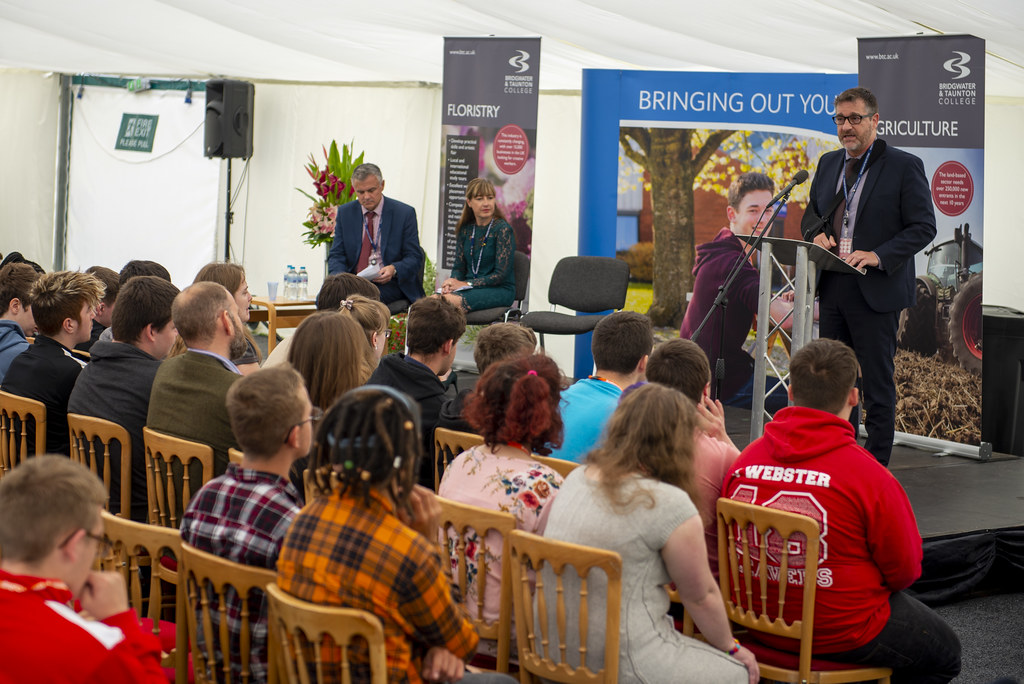 Foundation Studies Awards 2019_D612353 Bridgwater