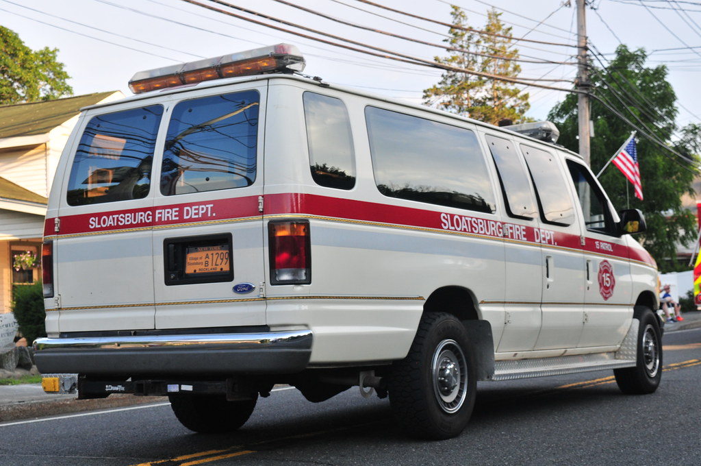 Sloatsburg Fire Department 15 Patrol 1992 Ford E350 ExPe… Flickr