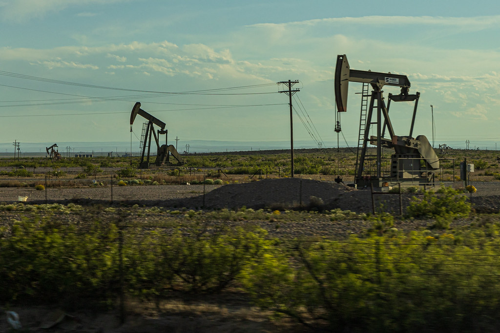Oil Wells Carlsbad, New Mexico Oil Wells outside of Arte… Flickr