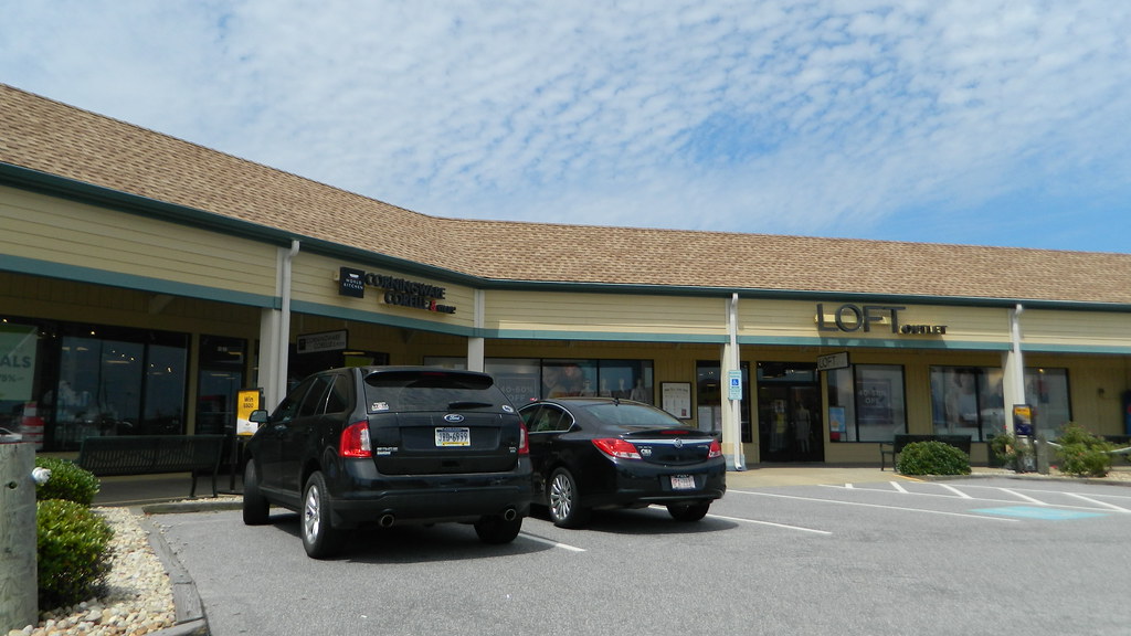 Tanger Outlets stores Corningware Corelle & More LOFT Outl… Flickr