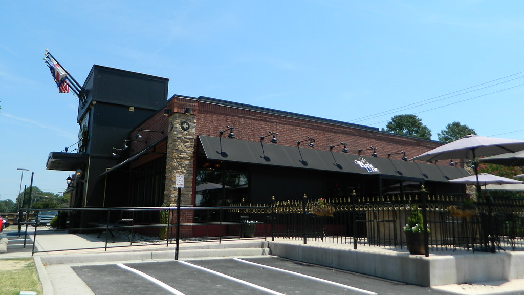 Park Lane Tavern Park Lane Tavern (4,470 square feet) 1250… Flickr