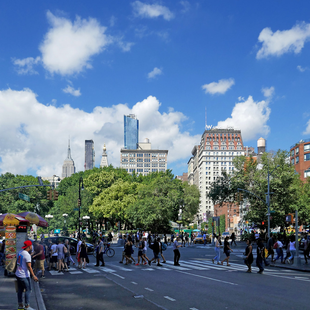 New York City, USA Union Square from Broadway Pom' Flickr