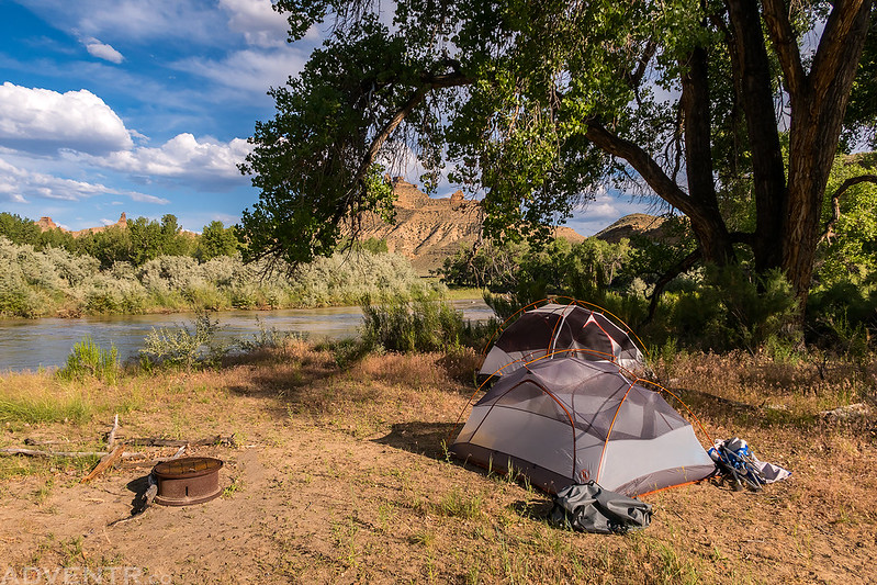 The White River Floating through the Uinta Basin // ADVENTR.co