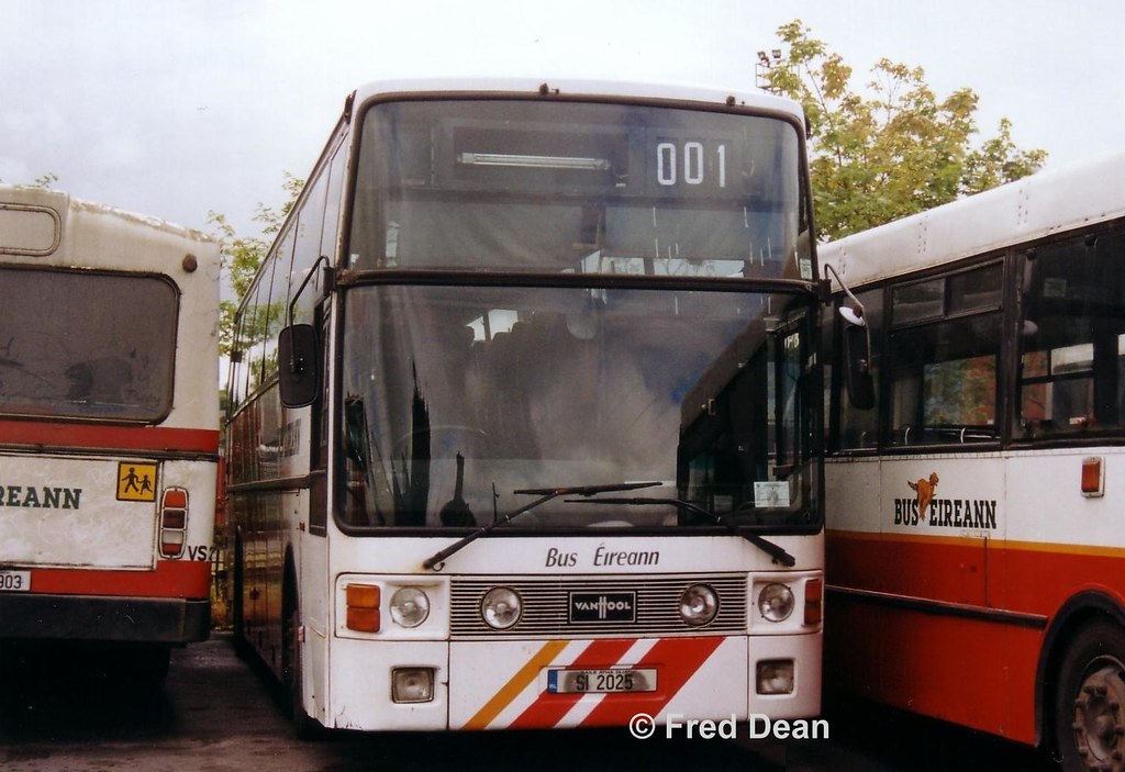 Bus Éireann CVH 25 (SI 2025). Bus Éireann (Longford) Van H… Flickr