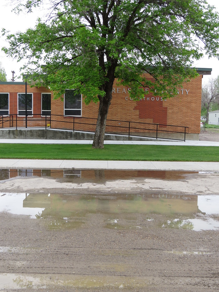 County Courthouse, Hysham, MT Treasure County Courthouse Flickr