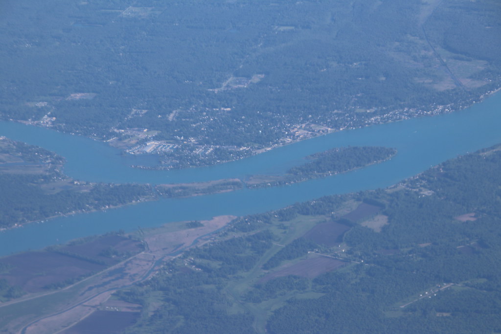 Scenes from the Air Delta Airlines Flight 1867 (LaGuardia… Flickr