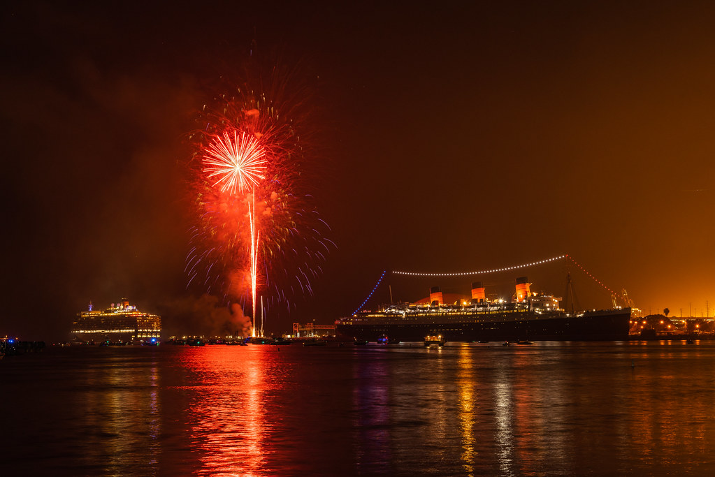Finale of the Queen Mary Fireworks Show July 4, 2019 Fin… Flickr