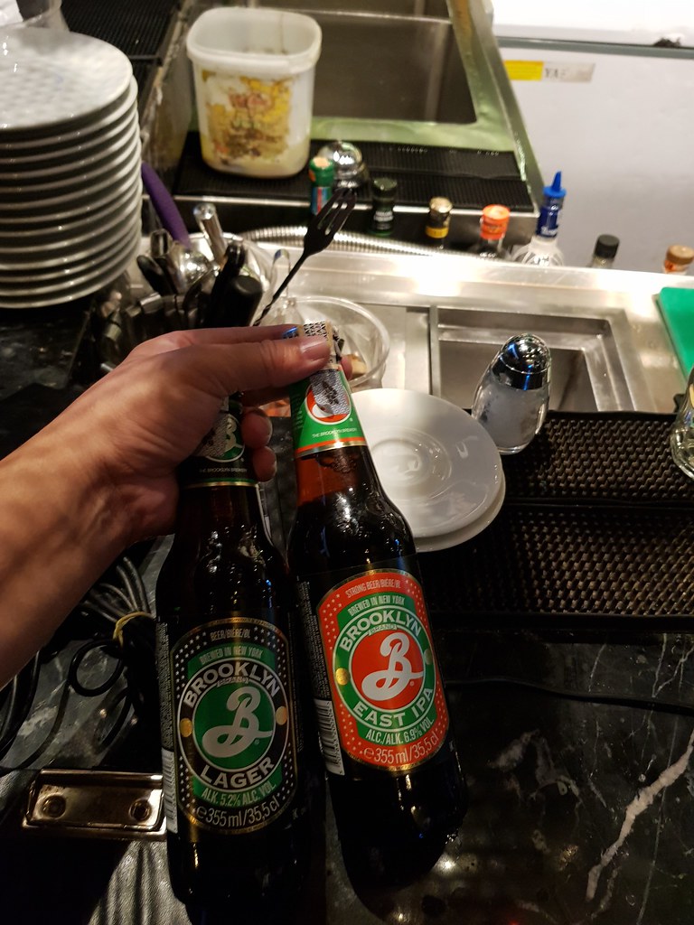 青蛙生活点滴 Froggy's Bits of Life Brooklyn Lager & Brooklyn East IPA Brew House at Anson Road