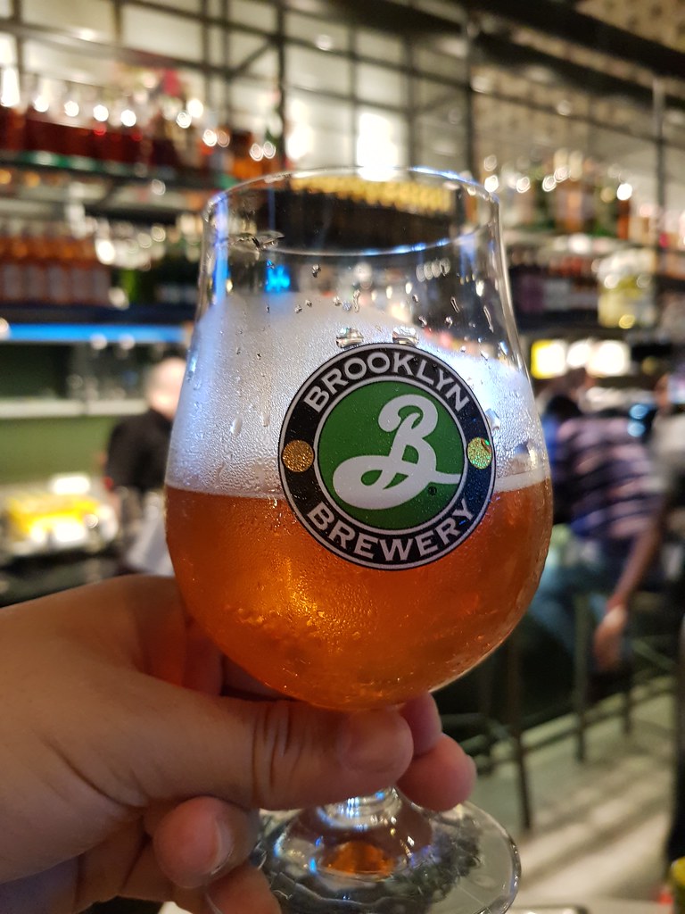 青蛙生活点滴 Froggy's Bits of Life Brooklyn Lager & Brooklyn East IPA Brew House at Anson Road