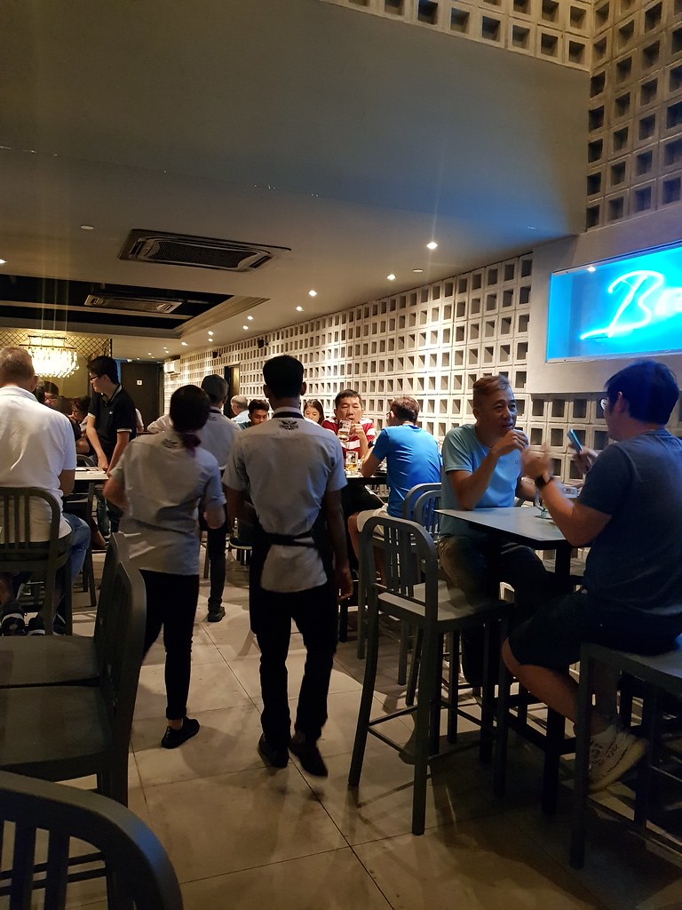 青蛙生活点滴 Froggy's Bits of Life Brooklyn Lager & Brooklyn East IPA Brew House at Anson Road