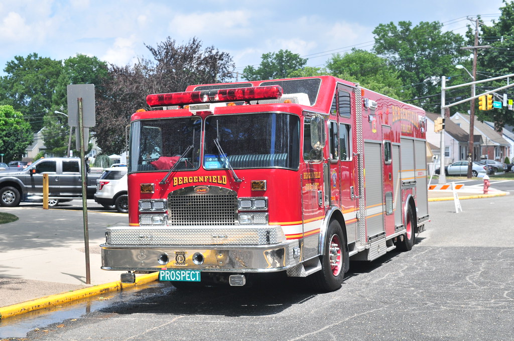 Bergenfield Fire Department Rescue 1 2004 KME Excel Triborough Flickr