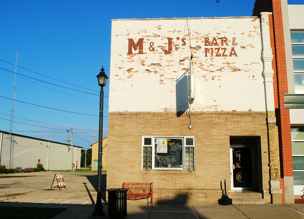 M & J's Bar & Pizza Brodhead, Wisconsin Cragin Spring Flickr