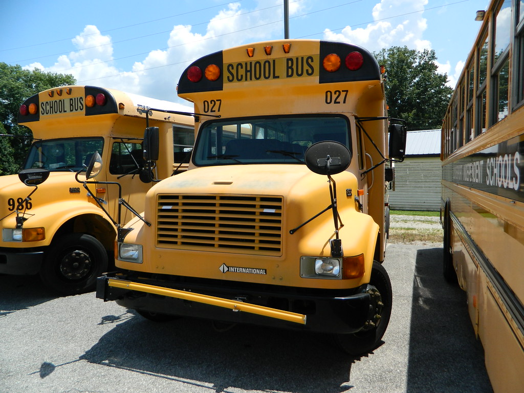 Cloverport Independent Schools 027 Bus lot Cloverport, K… Flickr