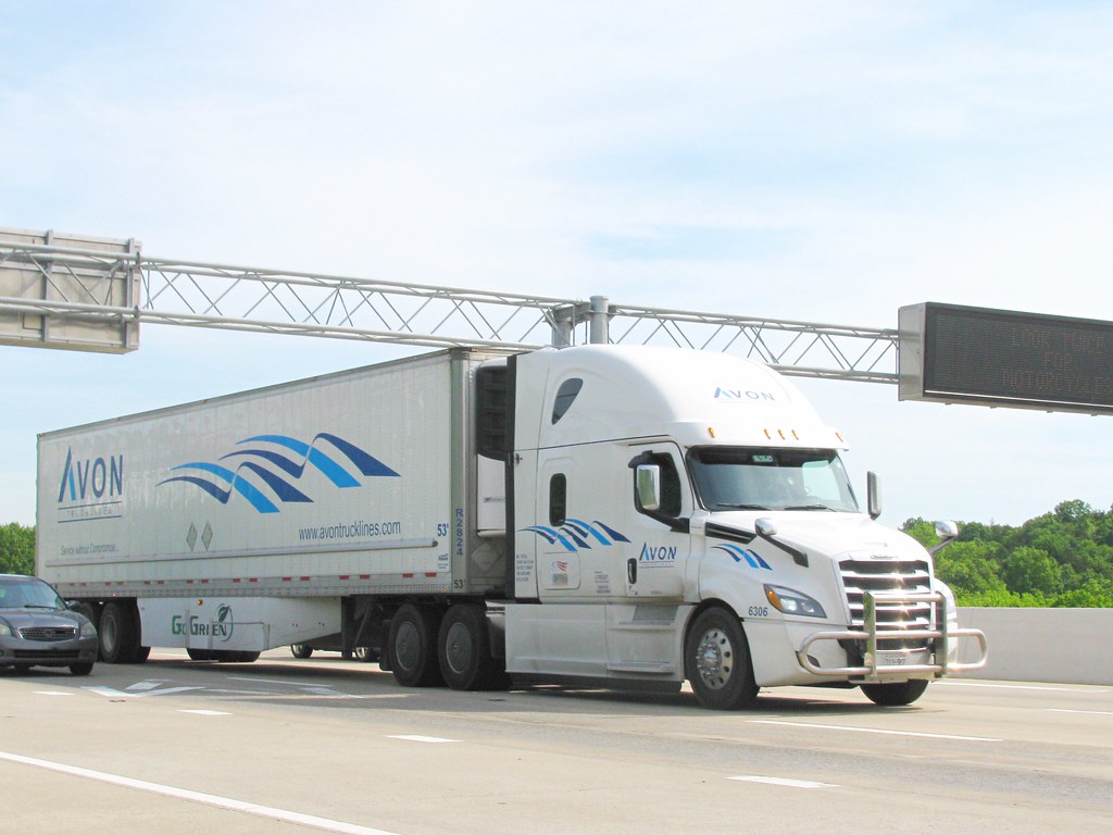 Sam Royalty Avon Truck Lines tnsamiam Flickr