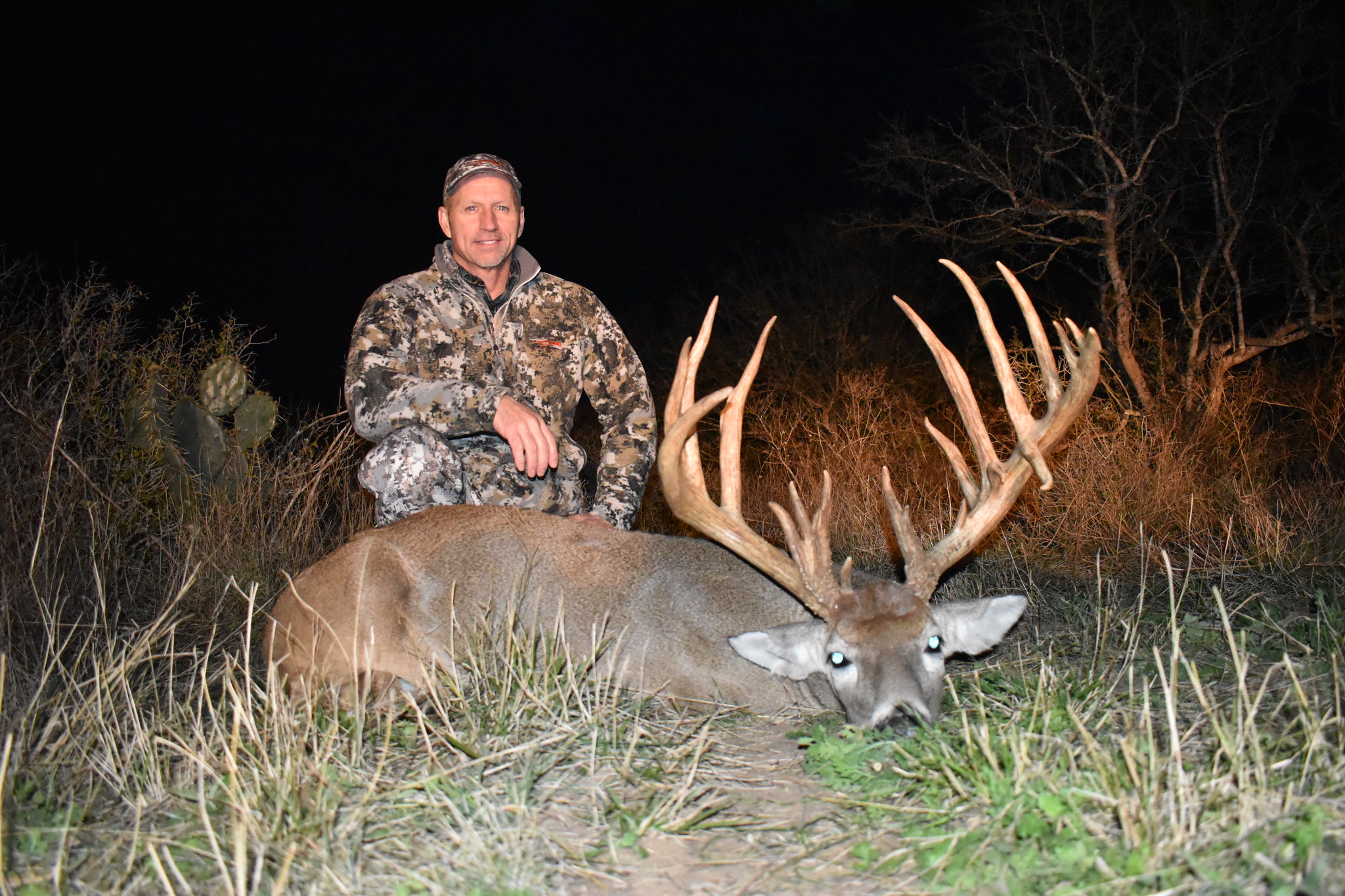 South Texas Brush Country Whitetail Hunts= West, Tx Texas