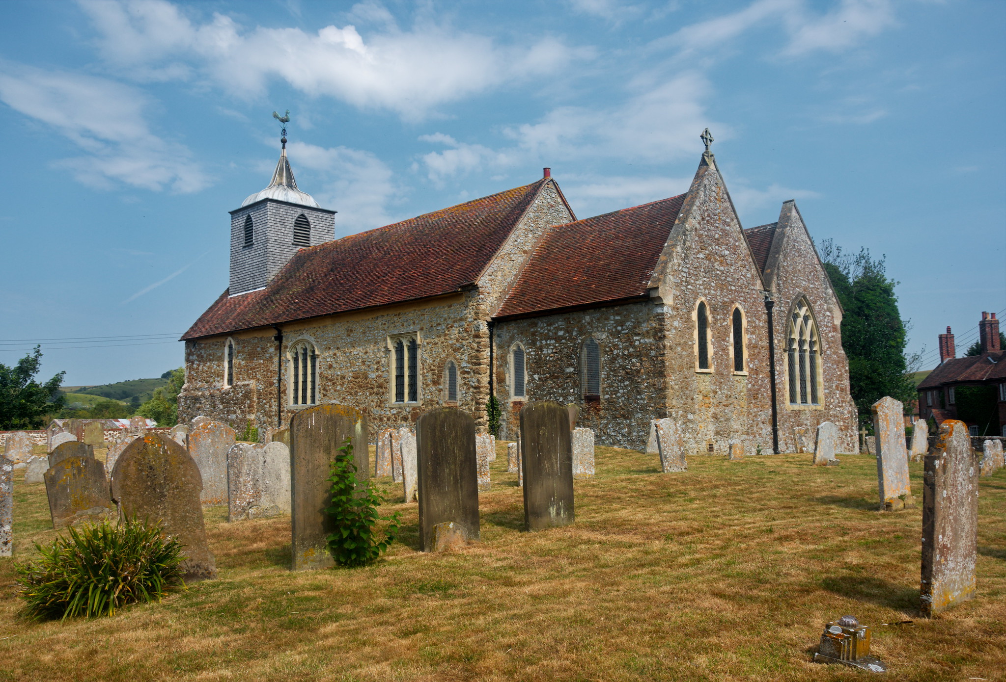 St Nicholas' Church in Newington, near Folkestone, Kent, UK [OC][2048 x