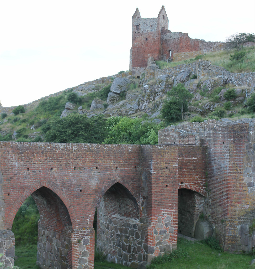 Forteresse de Hammerhus à Bornholm (Danemark) Hammershus e… Flickr