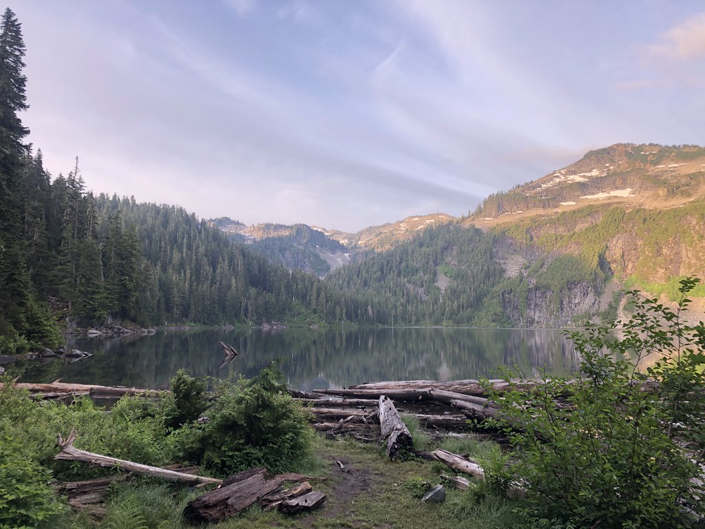 Copper Lake in the morning Nick Flickr