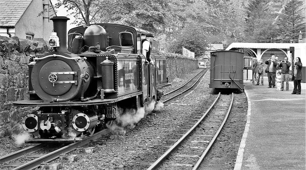 36096 The Ffestiniog Narrow Gauge Railway at Blaenau Ffest… Flickr
