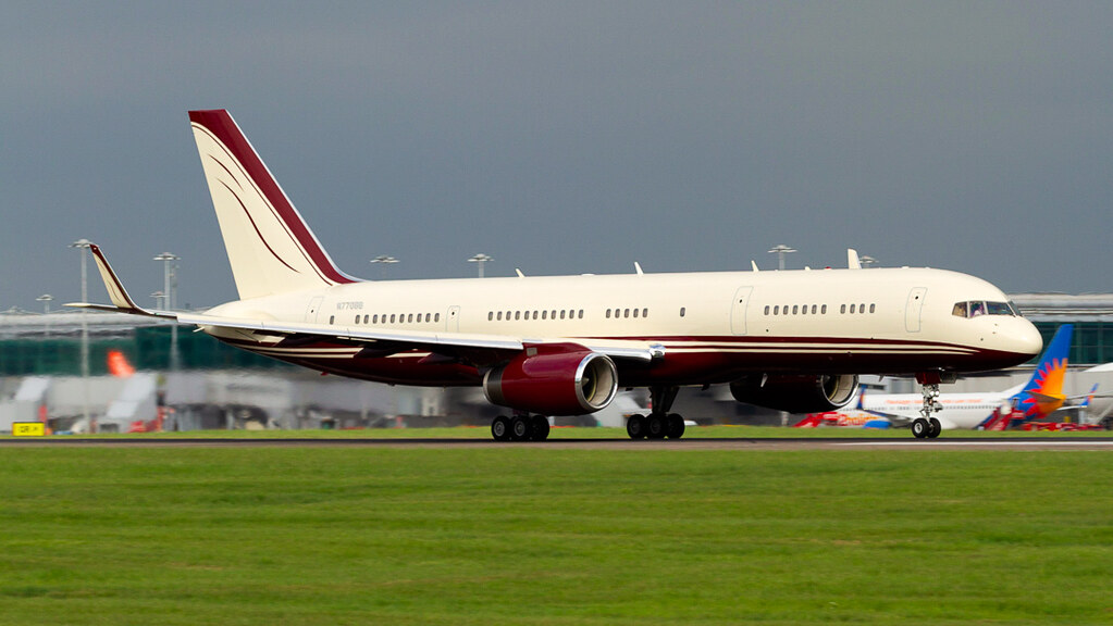 Yucaipa Companies LLC Boeing 7572J4 N770BB Yucaipa Compan… Flickr