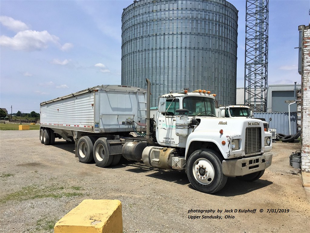 Mack Rmodel, Upper Sandusky, OH. 6/30/2019 RModel Mack s… Flickr