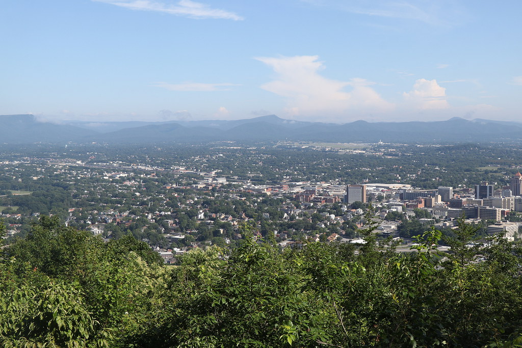 Elevation of Pheasant Ridge Rd, Roanoke, VA, USA Topographic Map