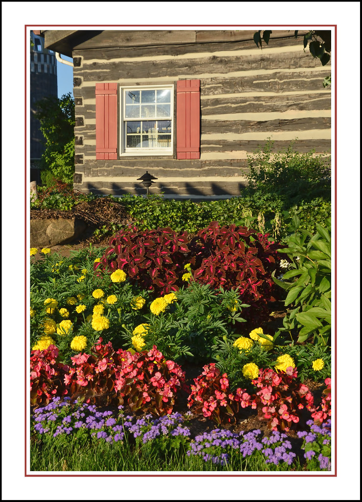 The Cabin at Das Essenhaus in Middlebury, Indiana Das Esse… Flickr