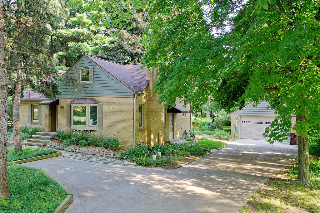 2346 Mount Hope Flickr