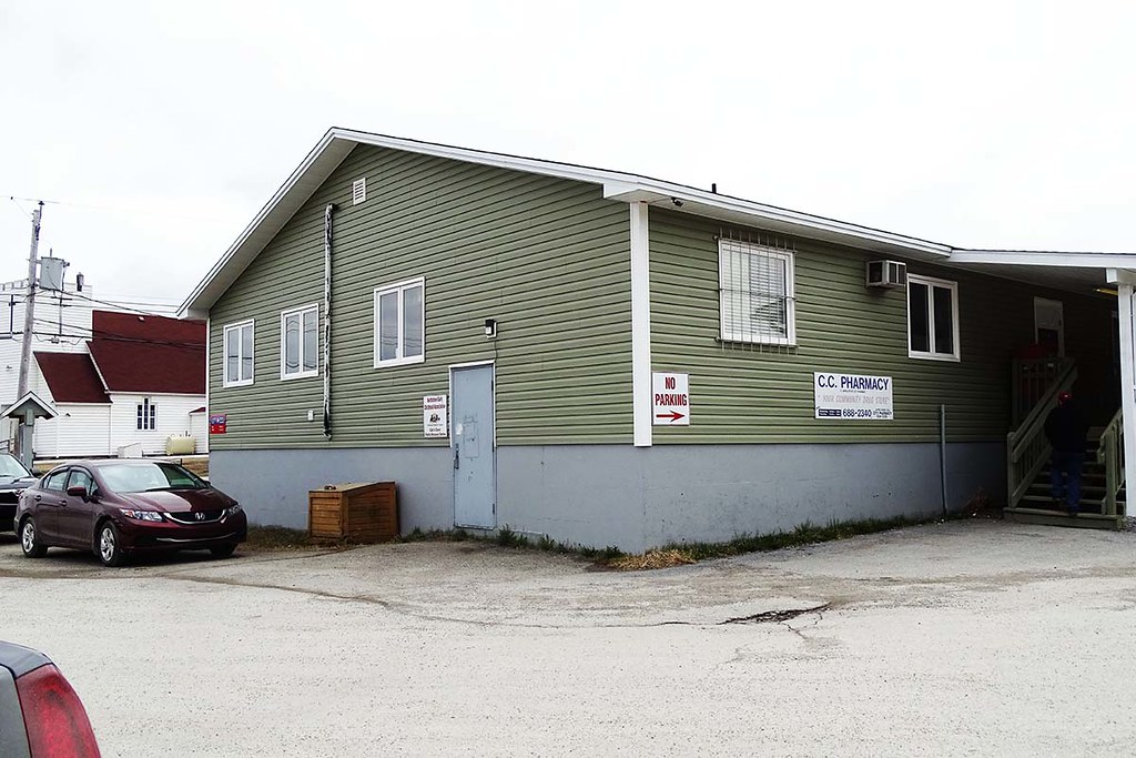 Cox's Cove, NL post office Photo by J Gallagher, May 2019.… Flickr