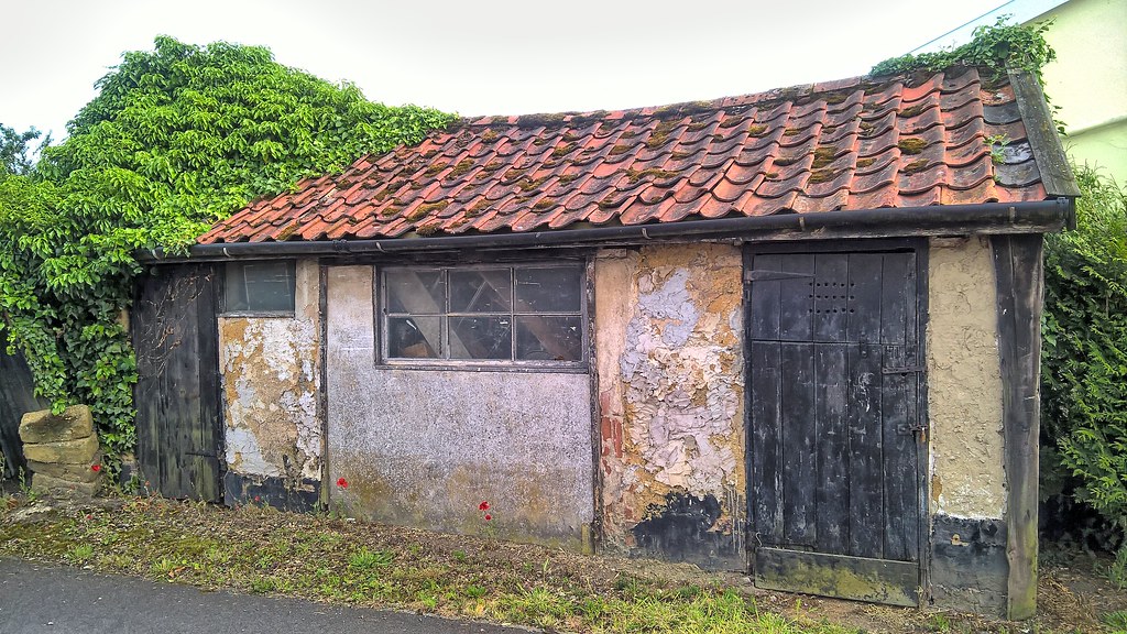 UK, Palgrave, a Shed 2 A shed in the Norfolk village of Pa… Flickr