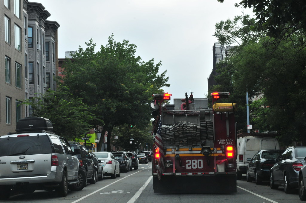 FDNY Engine 280 | 2010 Seagrave SP10023 | Triborough | Flickr