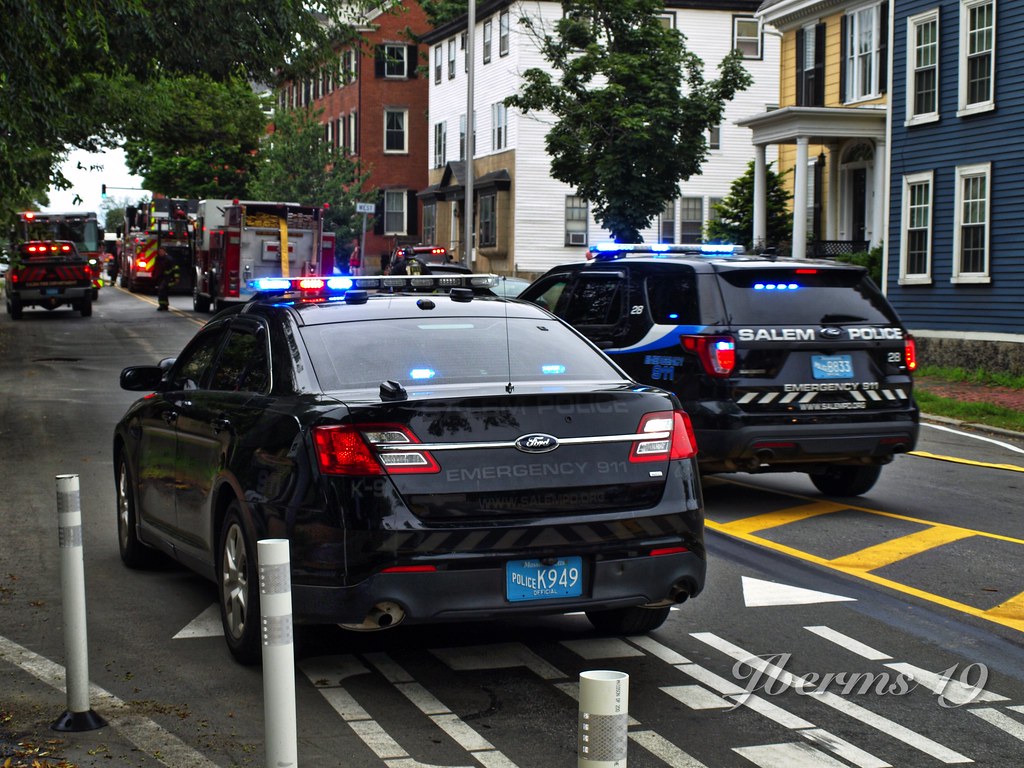 Salem Police Salem, MA Police on the scene of a 3alarm ba… Flickr