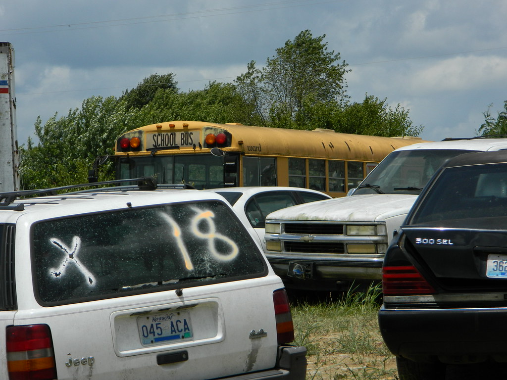exAnderson County Schools Salvage yard Anderson County,… Flickr