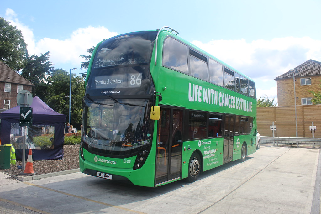 10301 (WLT546) Potters Bar Bus Garage Open Day Operated … Flickr