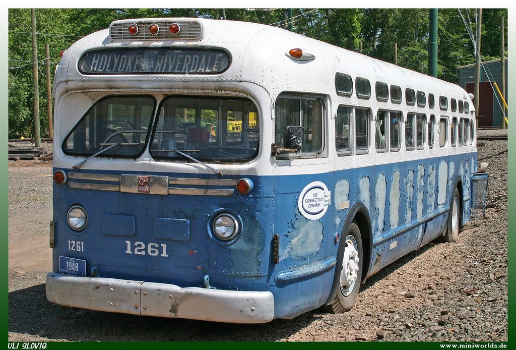 GMC Old Look Bus "The Connecticut Company" a photo on Flickriver