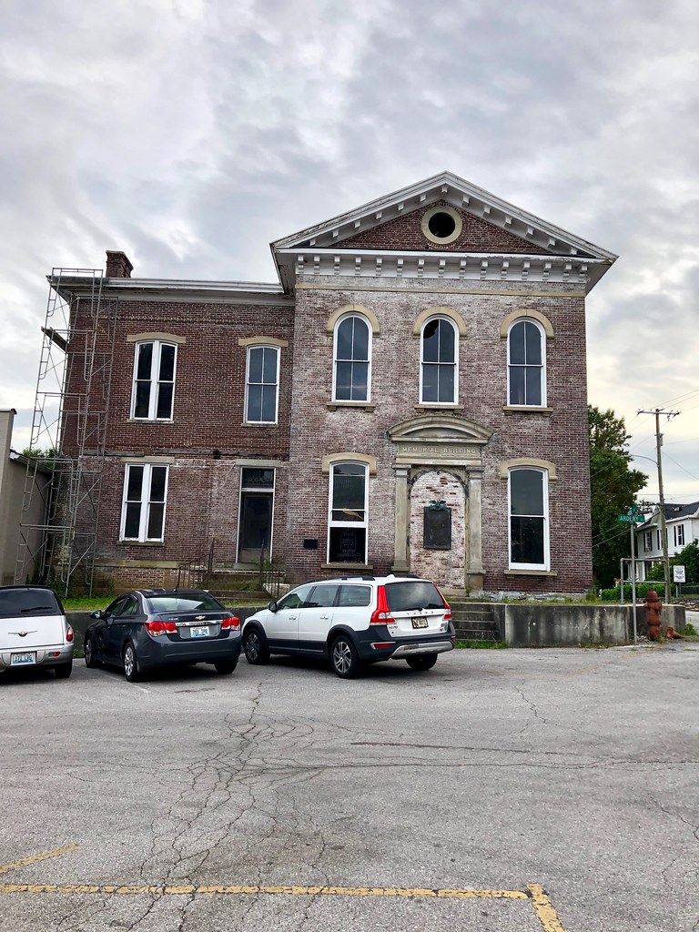 Memorial Building, Paris, Kentucky Warren LeMay Flickr