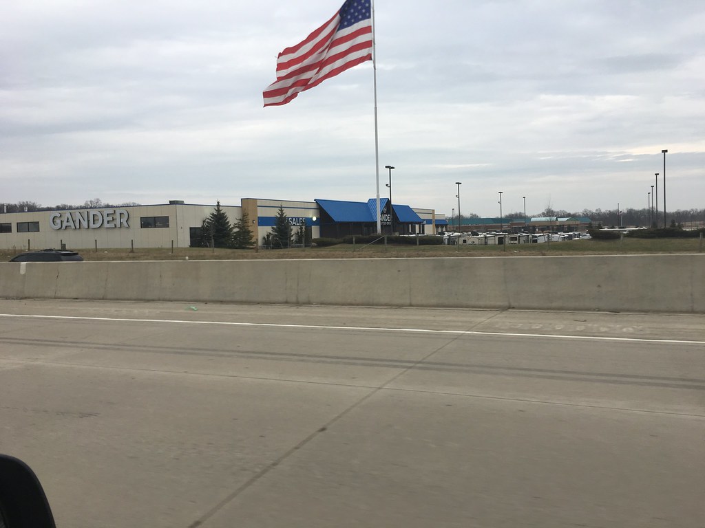 Gander OutdoorsKenosha, Wisconsin Opened as Gander Mounta… Flickr