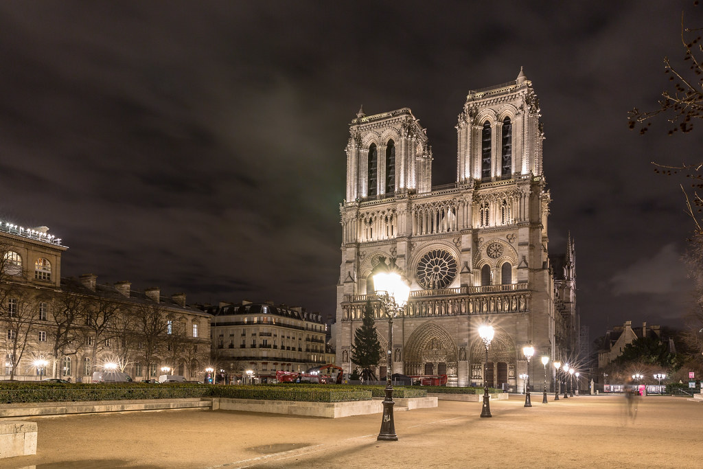 Notre Dame Notre Dame lights.of.world Flickr