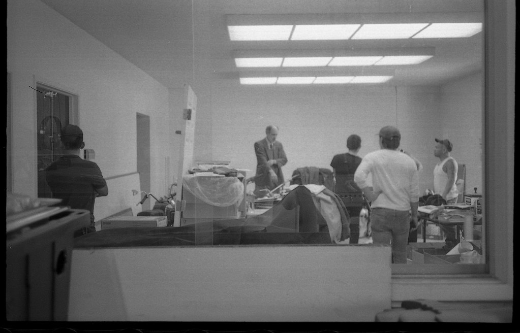 Lights Out2 Olympus MJU Cine Still film Ilfotec DDX deve… Flickr