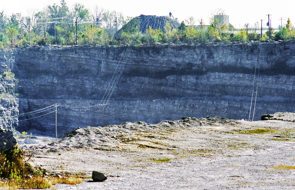 Lucas County Monocline (Benchmark MaterialsFrance Stone Company