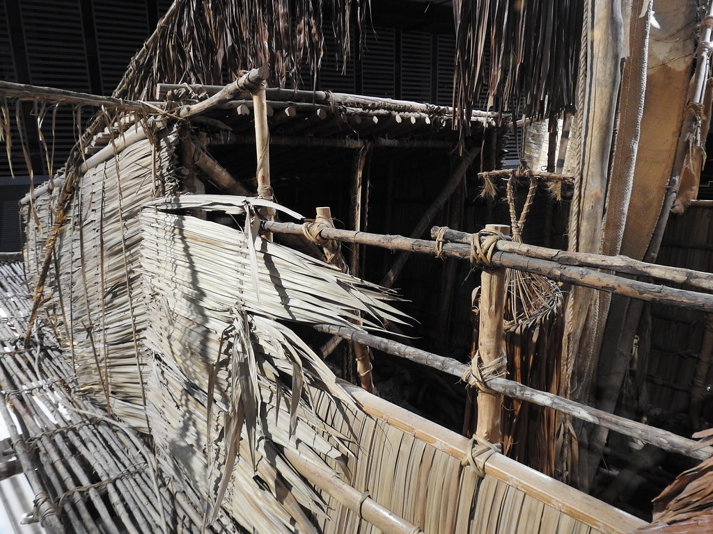 Lakatoi Hiri Motu trading canoe bulkhead Lakatoi Hiri Motu… Flickr